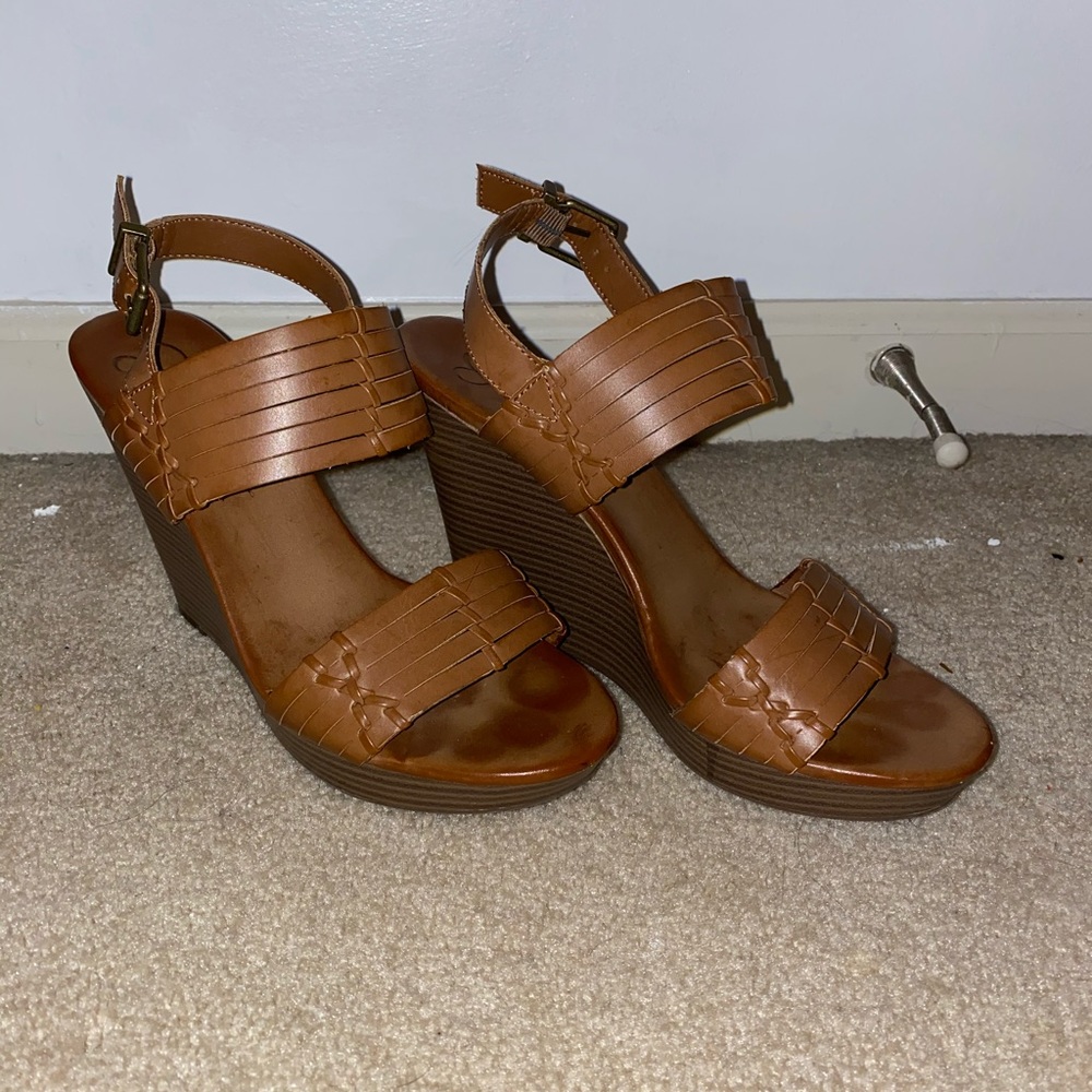 Jessica Simpson wedges